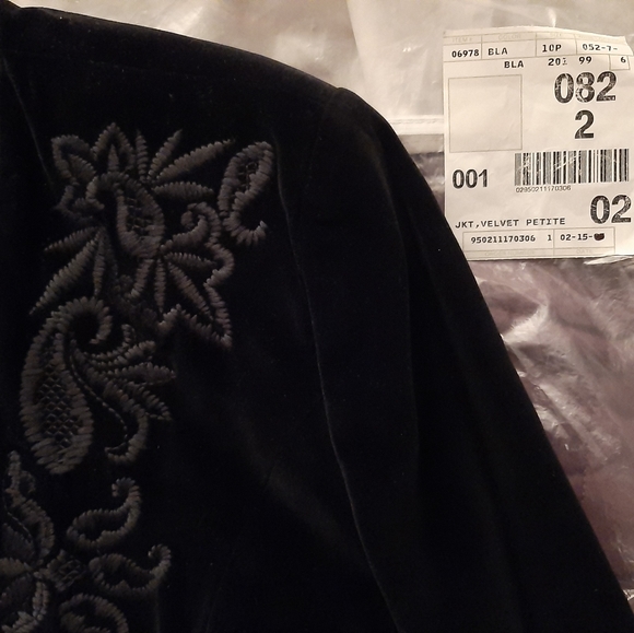 C & W, BOLERO CROP Jacket, black velvet suede, Medium & Small 8- 10- 12, NEW - Picture 4 of 10